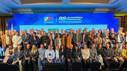 La reservada contra Convención en el Sheraton: El evento que juntó a Warnken, Auth y Swett