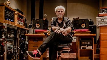 [Selectores #3] Mario Breuer: “Me encanta el proyecto de Alectrofobia”