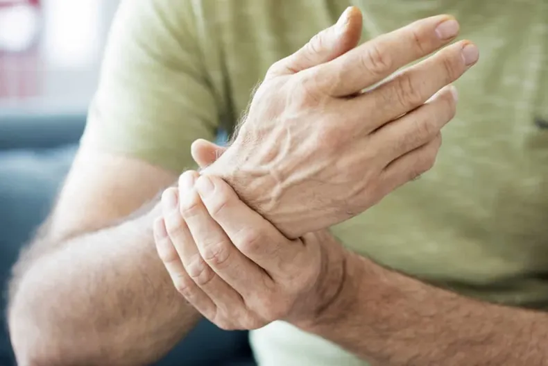 24473 osteoporosis.webp
