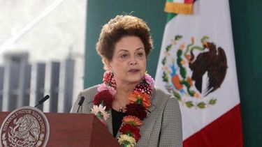 Dilma Rousseff defiende a Cristina Fernández: Es víctima de una brutal persecución