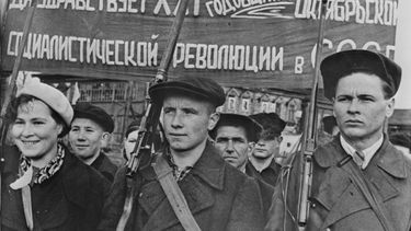 El Desconcierto | russian revolution.jpg