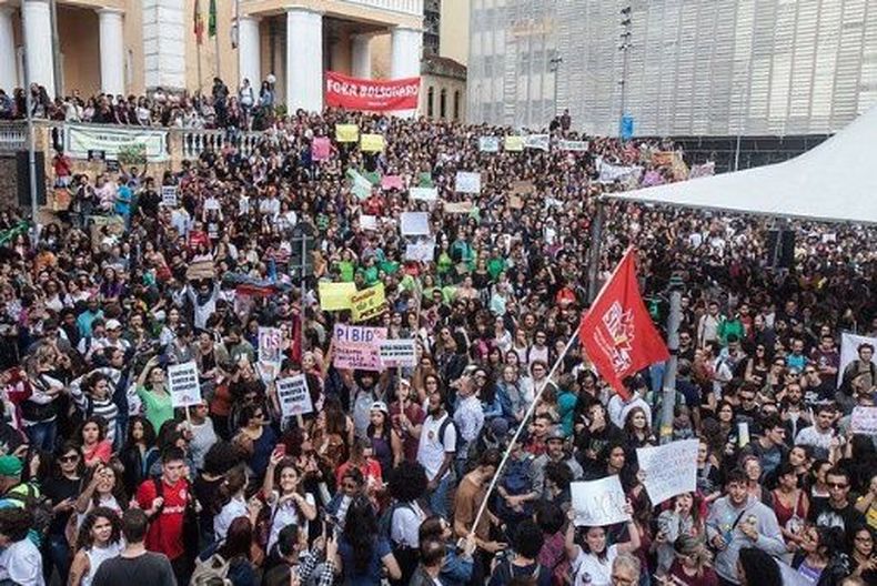 brasil protestas.jpg