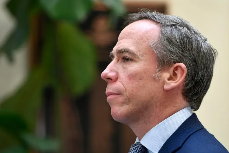 9937 a uno 1526113.webp