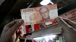 Billete de $20.000 se vende hasta 10 veces su valor: Este es el error que lo hace deseado
