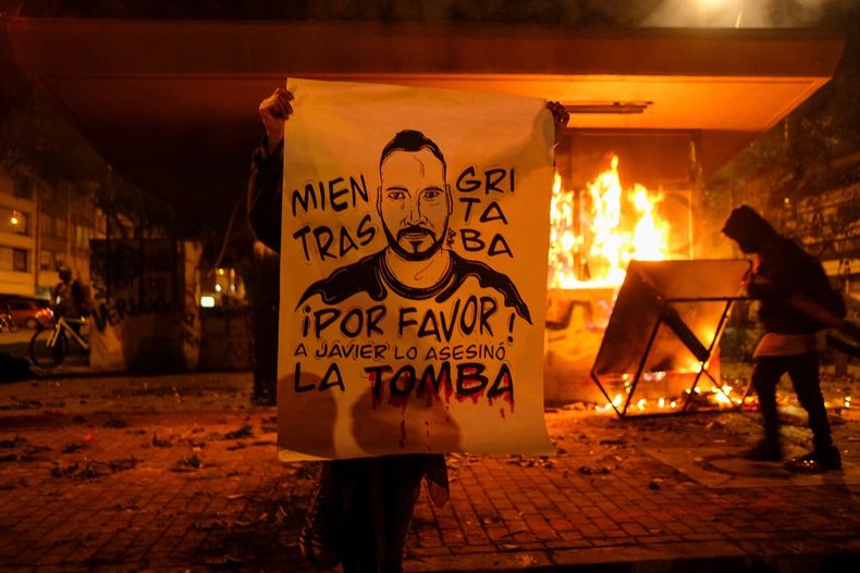 COLOMBIAPROTESTA.jpg