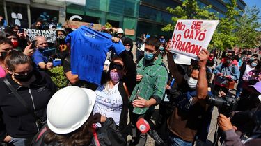 Fiscal Chong presentó nueva acusación contra excarabinero que empujó a joven al Mapocho