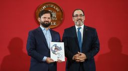 Chile firma Estrategia de CAF por 1.400 millones con foco en regiones y energías sostenibles