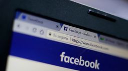 Moscú bloquea acceso a Facebook en Rusia y acusa discriminación a medios de comunicación