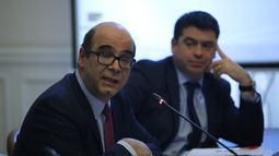 Bloomberg destaca a Atria como el socialista que da sermones a los Chicago Boys