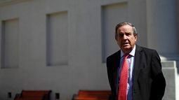 Presidente de las AFP a lo Cata Edwards: Debe ser un poco agotador tener al viejo o la vieja hasta los 67 años metido en la casa