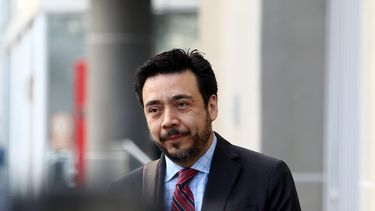 Fiscal Arias al diario El País: Sabemos que hubo religiosos que destruyeron evidencias sobre abusos sexuales en Chile