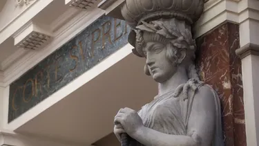 Se autodespidió por no pago de cotizaciones tras 17 años a honorarios: Corte Suprema ordenó pagar indemnizaciones