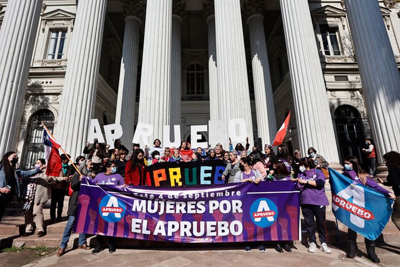 Mujeres por el Apruebo Agencia uno.jpeg