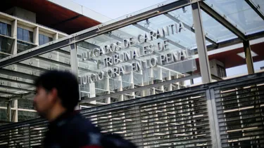 La historia de la profesora que perdió $300 millones en una inversión financiera supuestamente usada para pagar deudas personales