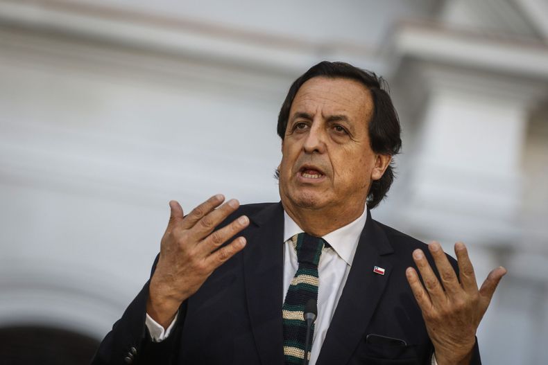 A_UNO_1203703 scaled 1.jpg