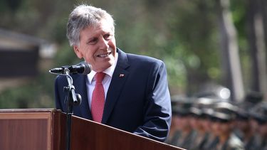 Espina descarta toque de queda en provincia de Concepción: El ministro de Defensa soy yo