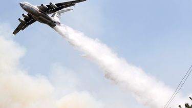 Cumbre de superaviones: SuperTanker, Luchín, Hércules y el Toño combatirán el fuego durante la jornada