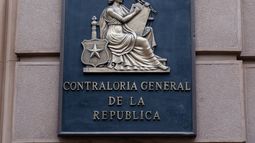 A veces la Contraloría no ejerce sus atribuciones A veces la Contraloría no ejerce sus atribuciones