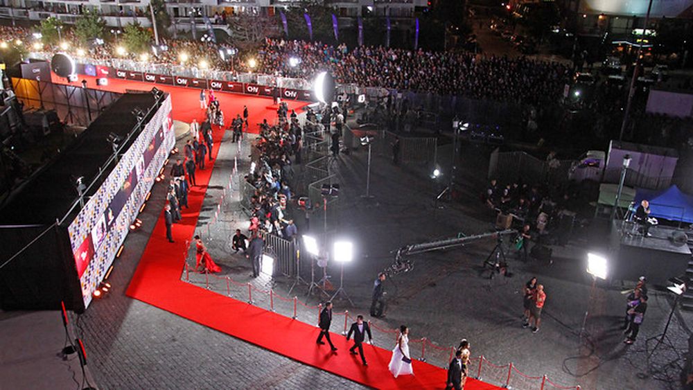 La crítica de Fashion Revolution más allá de los looks: La gala del Festival no está a tono con los nuevos tiempos