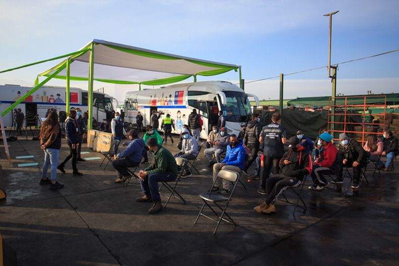 Vacunacion en Lo Valledor.jpg