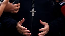 El Vaticano declara ilegal la bendición de matrimonios de personas del mismo sexo por cuestiones morales