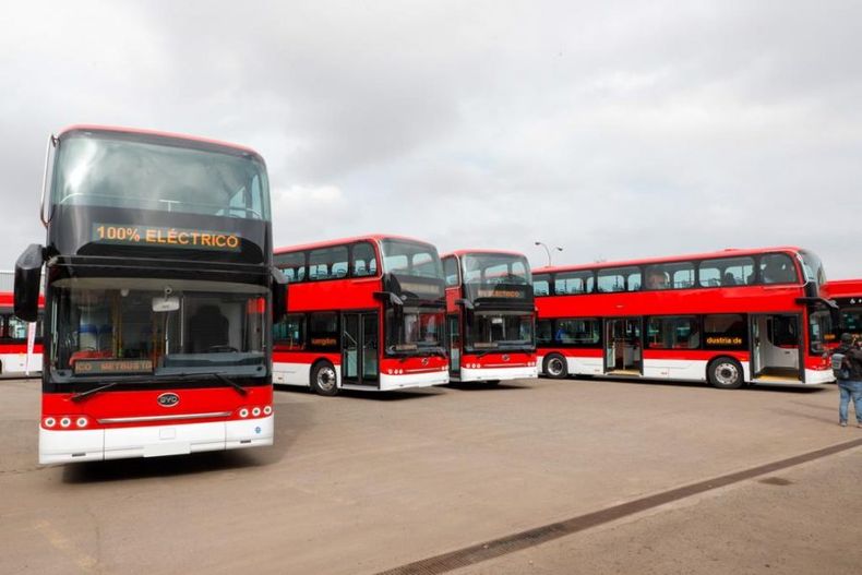 Como en Londres Chile tendra buses de segundo piso en RM con capacidad de 100 pasajeros e1692289818614.jpg