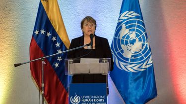 Bachelet advierte que más sanciones podrían aumentar la pobreza en Venezuela