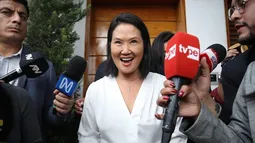 Keiko Fujimori aventaja a Sánchez en Perú - Agencia EFE Keiko Fujimori aventaja a Sánchez en Perú - Agencia EFE