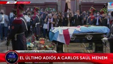 Políticos y ciudadanos despiden al ex presidente Carlos Menem