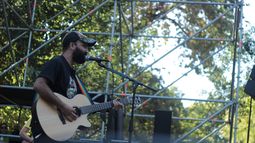 FOTOS| Fiesta de los abrazos 2017 celebró los 100 años de Violeta Parra y 50 de Inti Illimani