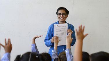 Santiago reúne a 33 ministros para enfrentar crisis educativa de 125 millones de estudiantes