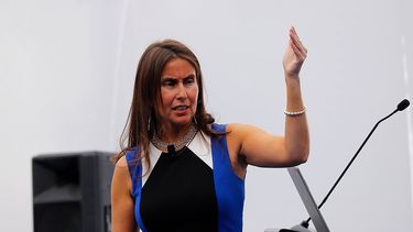 Ex directora del INE acusa presiones políticas al organismo de parte de ministro Nicolás Monckeberg