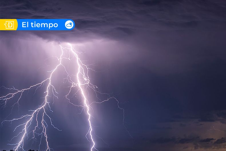4666 tormenta electrica.jpg