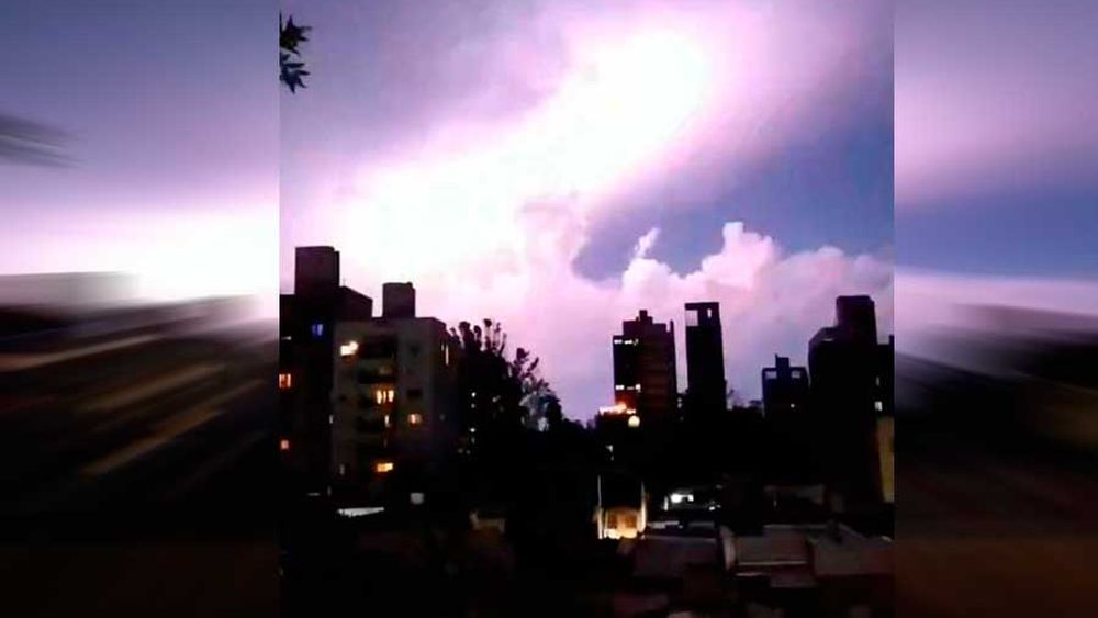 VIDEO| Así son las impresionantes tormentas que tienen a Buenos Aires totalmente inundada