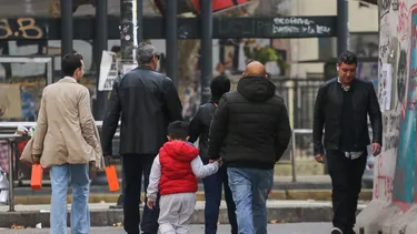 Ley 40 horas: Así puedes adelantar o atrasar tu horario de trabajo para cuidar a tu hijo en Chile