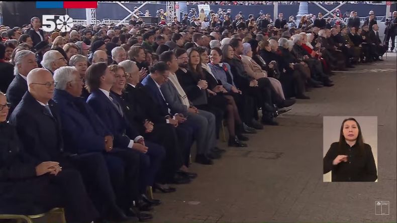 50 anos en La Moneda.jpg