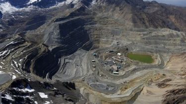 Anglo American estudia cerrar minera El Soldado y trabajadores temen despidos masivos