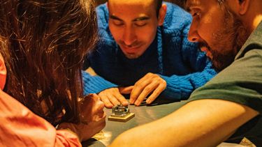 Maneras de Sentir: Una obra que explora la relación entre la percepción sensorial y experiencia humana