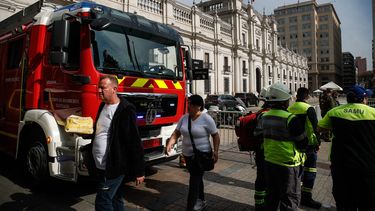 Emergencia en Santiago por emanación de gas: Olor se traslada a otras comunas y aún no hay origen claro