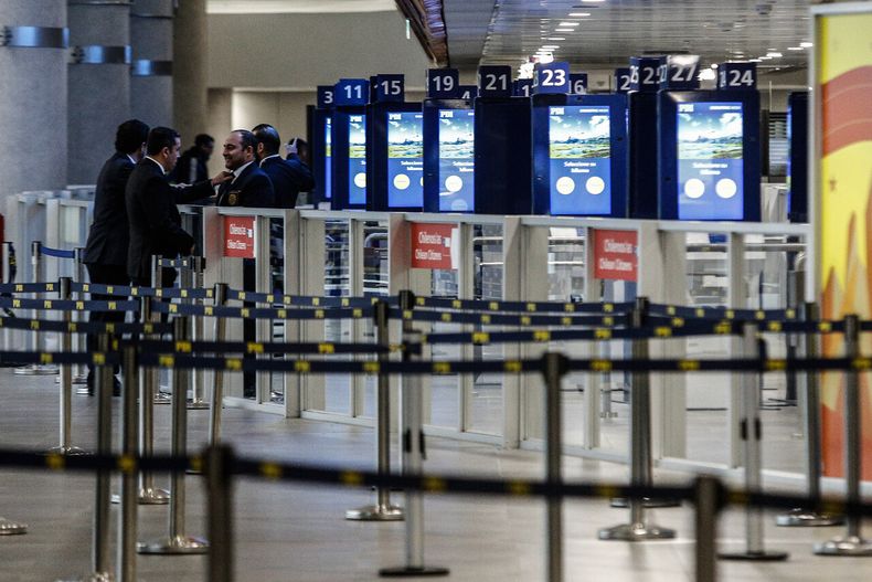 1755 aeropuerto.jpg