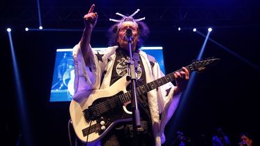 Florcita Motuda adelanta que buscará acabar con ley maldita que hace que tome presos a los músicos que están en la calle