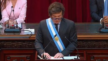 Oficial: Argentina removerá paneles instalados en territorio nacional