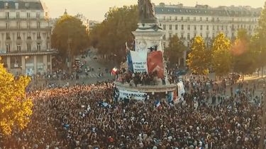 La izquierda francesa y Macron relegan a la ultraderecha al tercer lugar