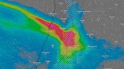 Emergencia Climática: Este lunes vuelven las fuertes lluvias y llegarán hasta Santiago