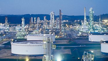 Cerca de 80 trabajadores de la refinería ENAP en Hualpén fueron despedidos: Más de 300 han sido desvinculados en todo el país
