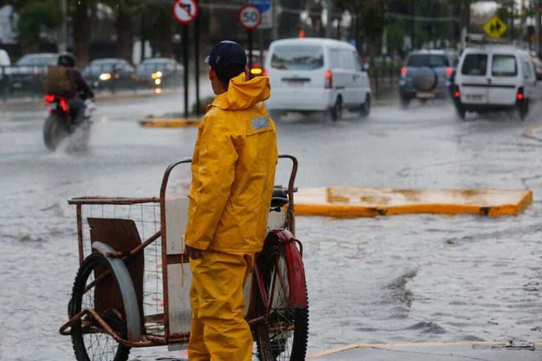 lluvia en Santiago.jpg