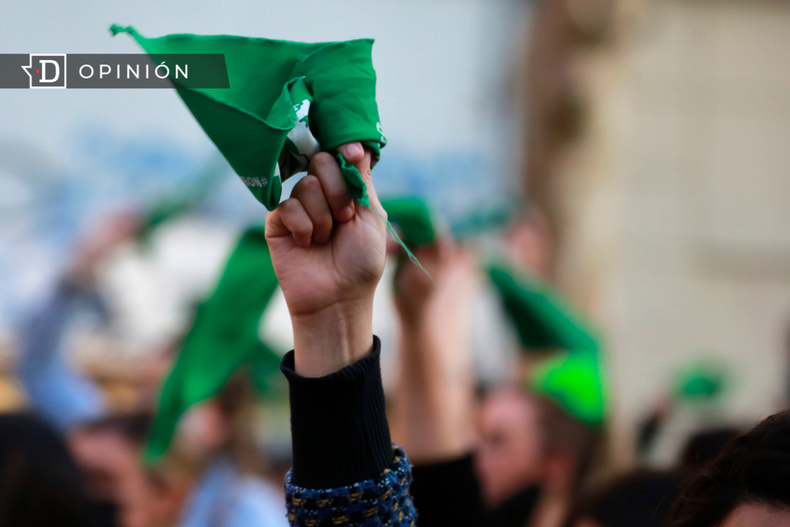 Columa derecho al aborto.png