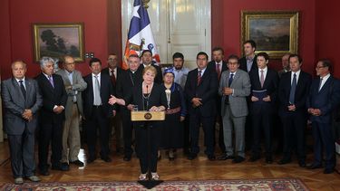 Gobierno se defiende ante críticas de la derecha: Hemos invertido 126% más de lo que hizo Piñera por incendios