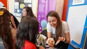 con talleres, charlas y catalogos: museo de historia natural de valparaiso celebra arte y ciencia con ?mujeres en movimiento?