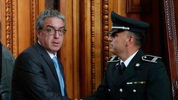 Gabriel Zaliasnik cuando era abogado de Iván Moreira - Archivo Agencia Uno
